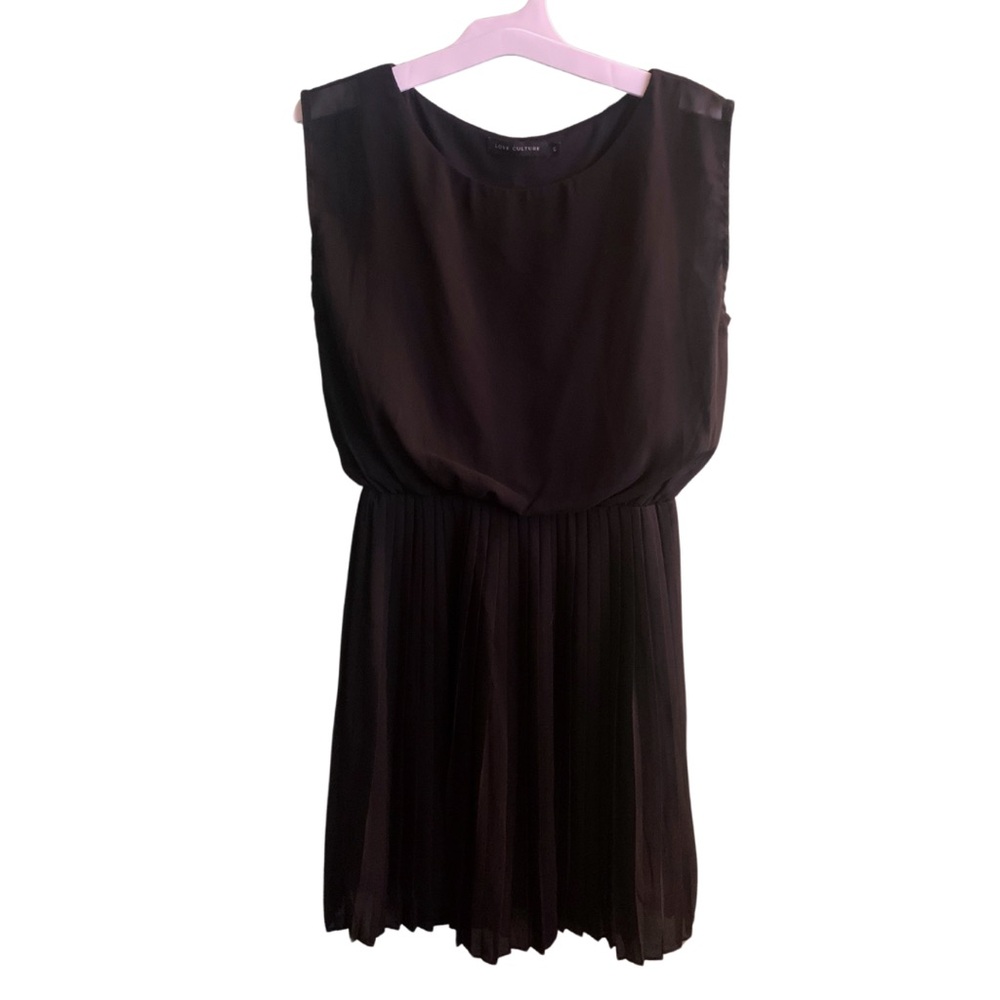2/$30 Black Sleeveless Pleated Short Dress Small Cocktail Retro Classic Feminine